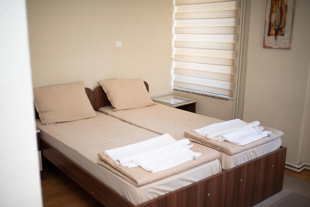 Stone Bridge Apartments Bitola Luaran gambar