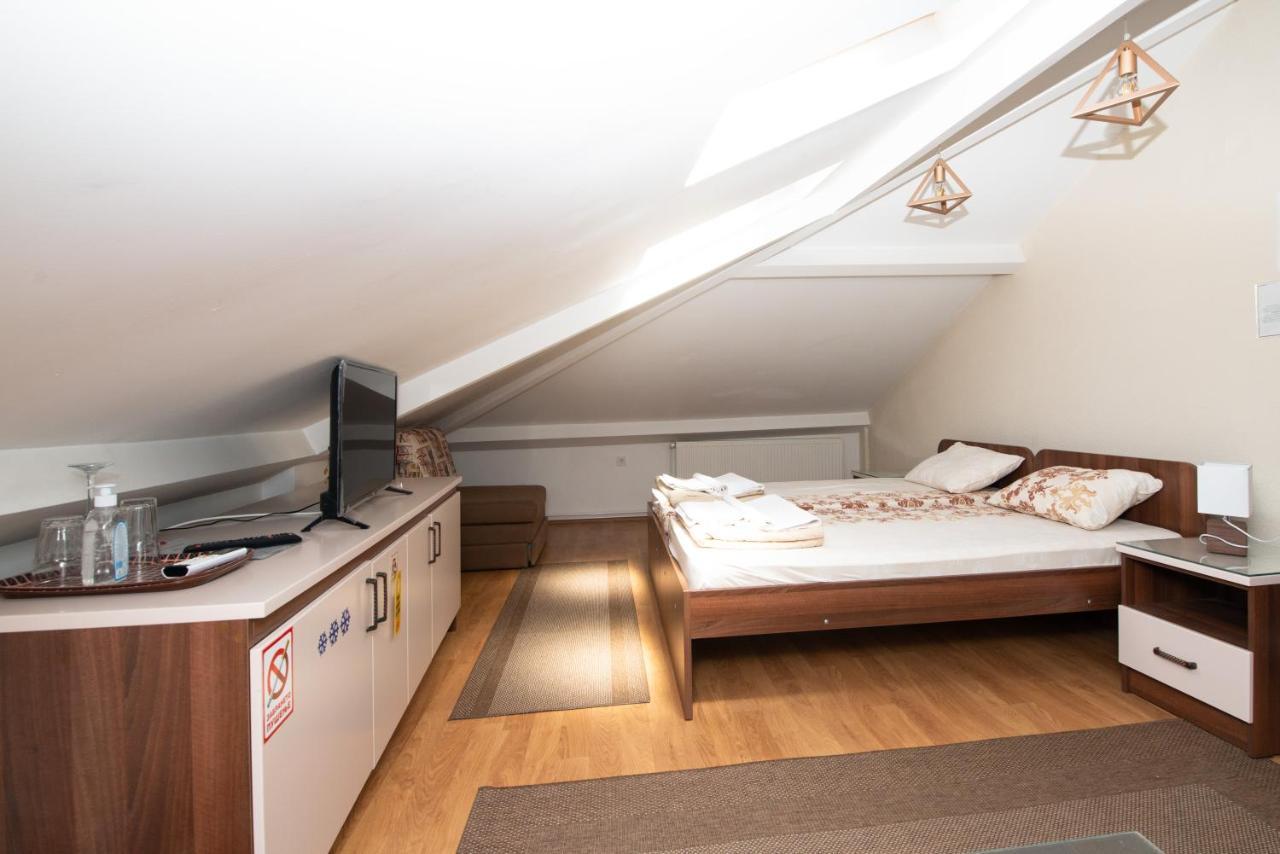 Stone Bridge Apartments Bitola Luaran gambar