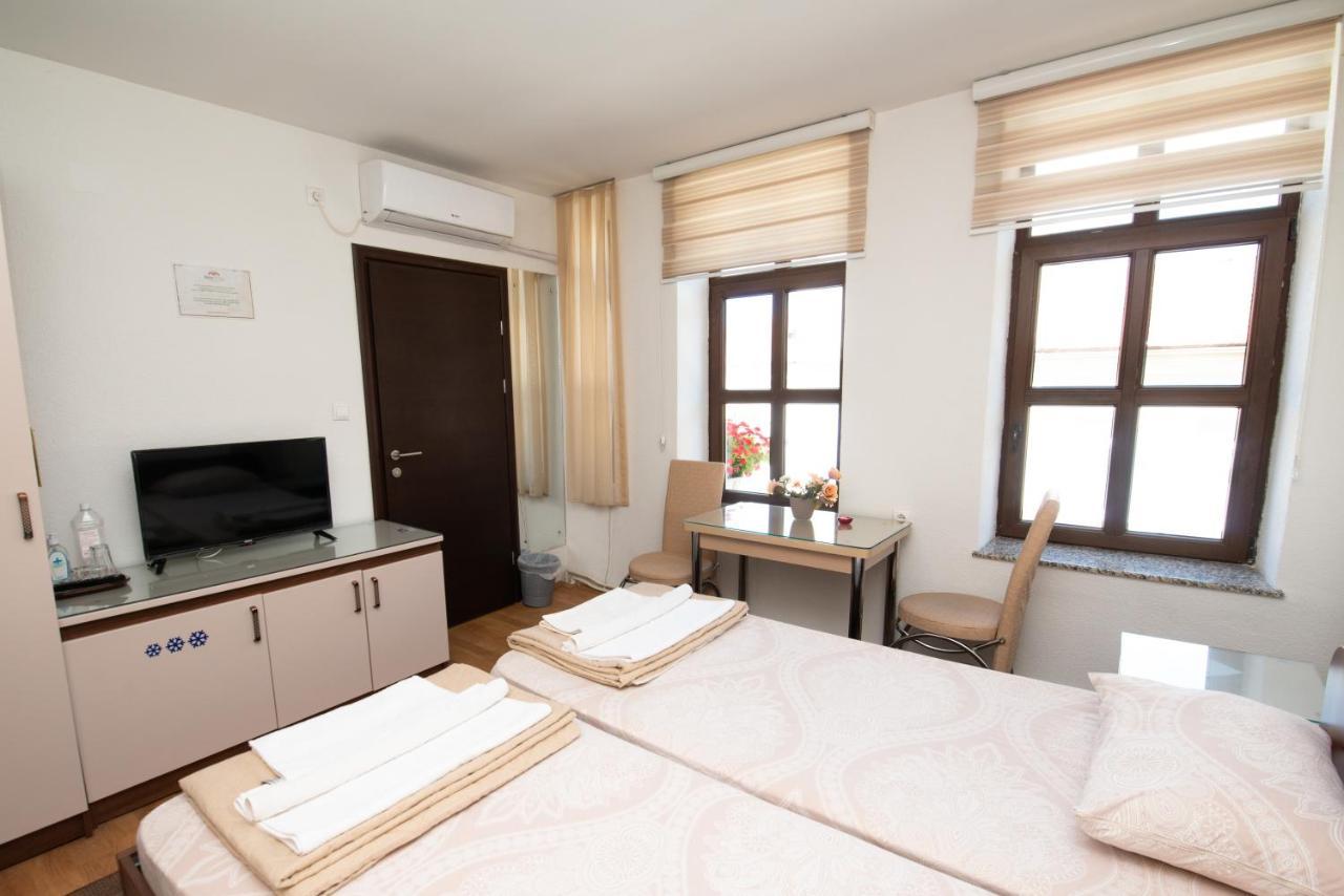 Stone Bridge Apartments Bitola Luaran gambar