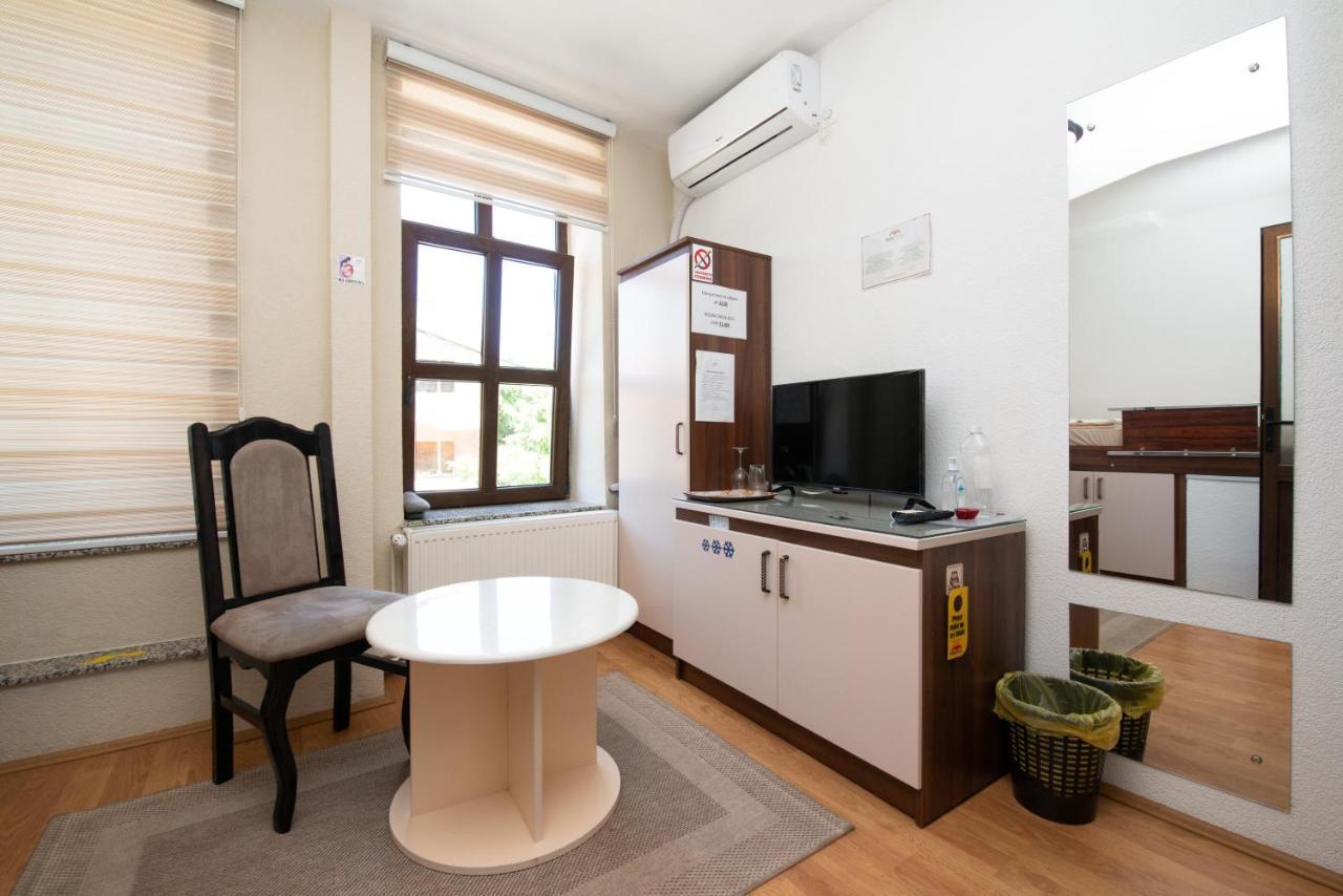 Stone Bridge Apartments Bitola Luaran gambar